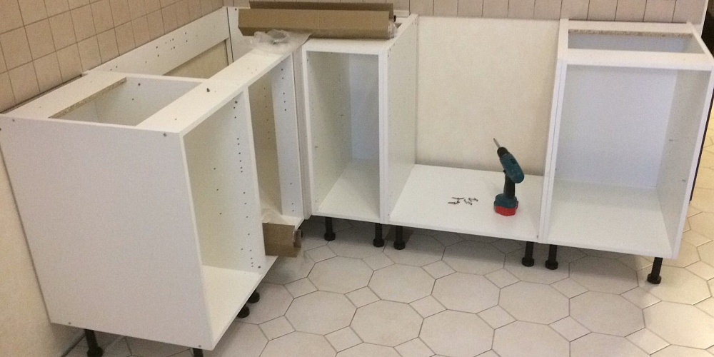 Кухня своими руками. Проект, материалы, распил, сборка.